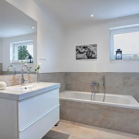 Margarete, Strandnah *